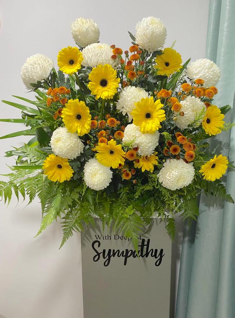 Classic Condolence Flower Stand Strength www.wgifts.sg