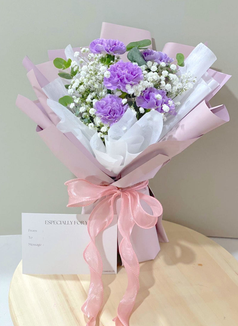 Signature Carnation Bouquet - Lilac Carnation