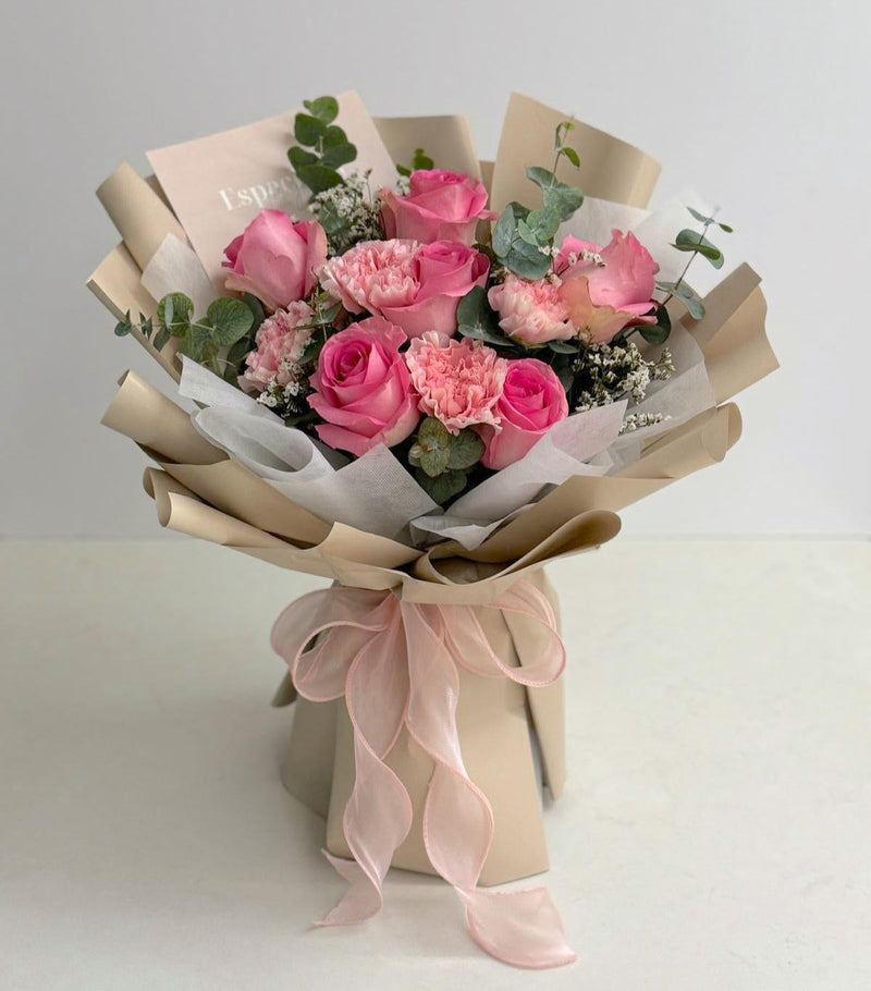 Signature Kenya Pink Roses Bouquet