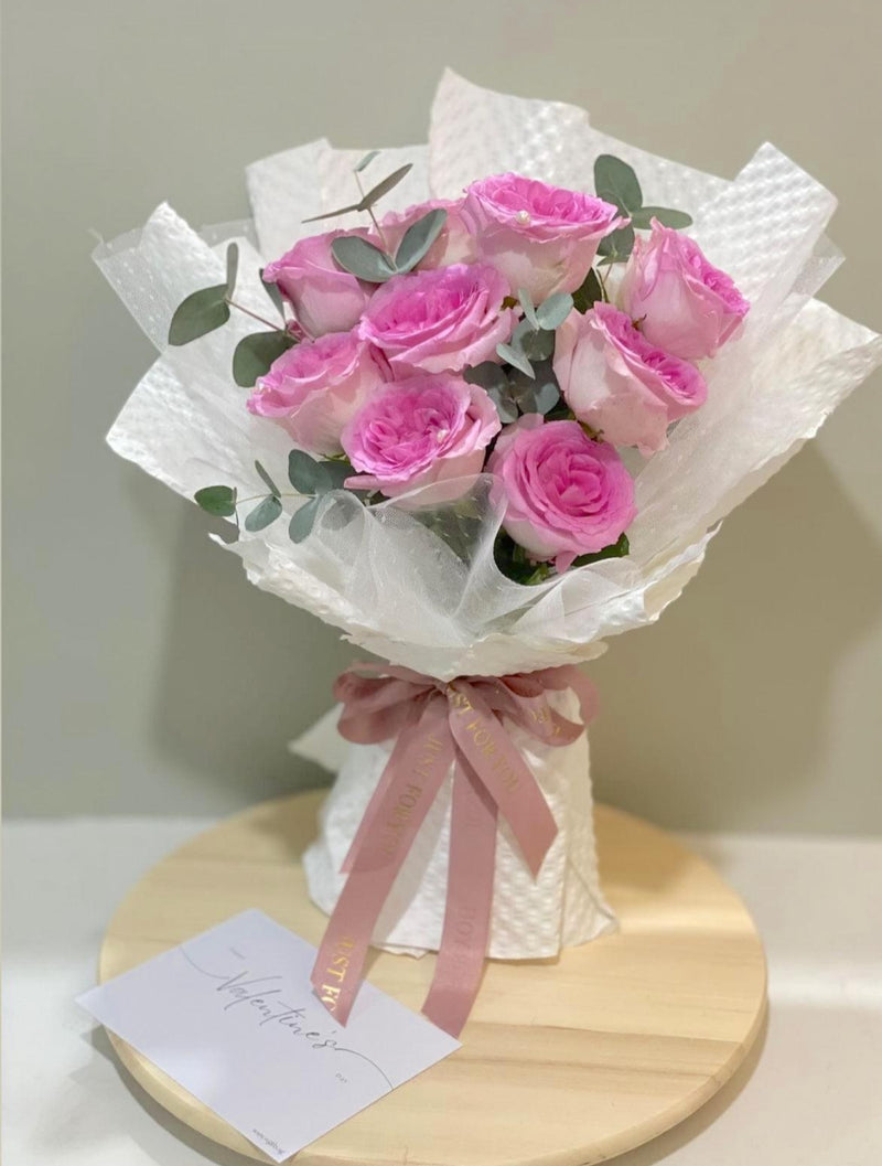 Signature Roses Bouquet - Lychee Pink