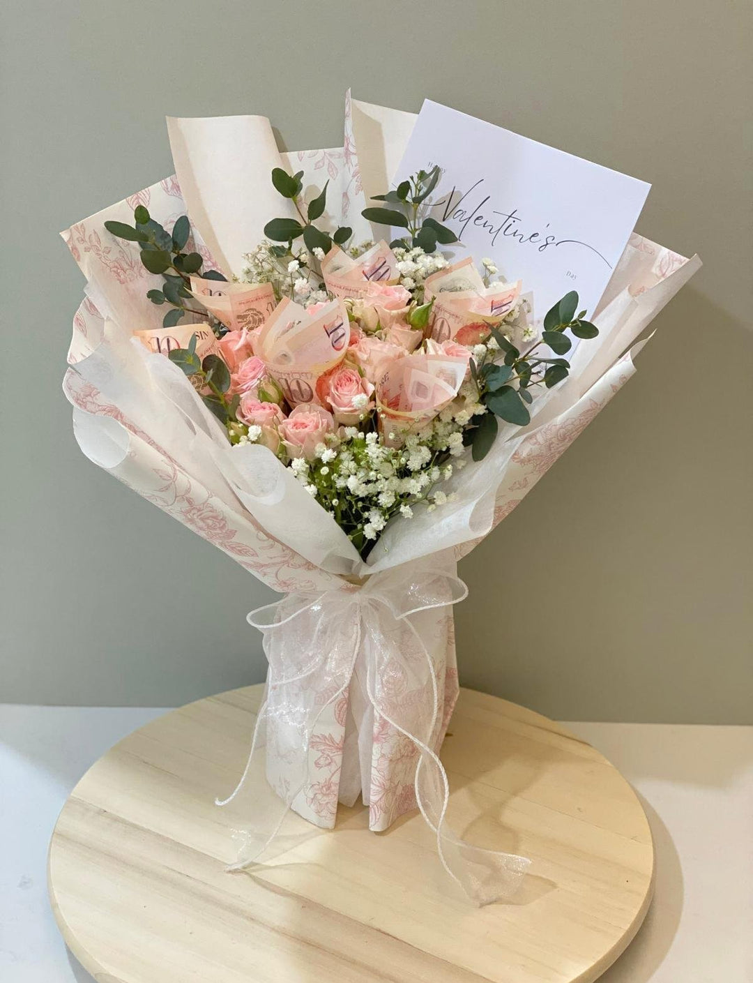 Money Bouquet - Roses Spray – www.wgifts.sg