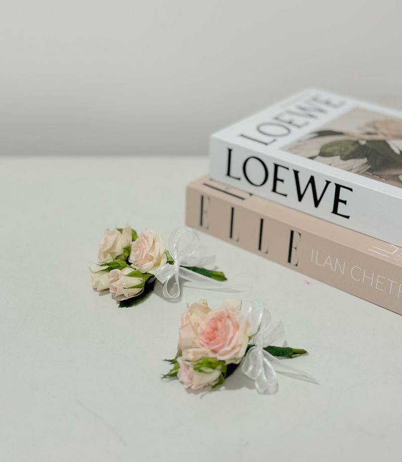 2 Sets Boutonniere - Roses Spray