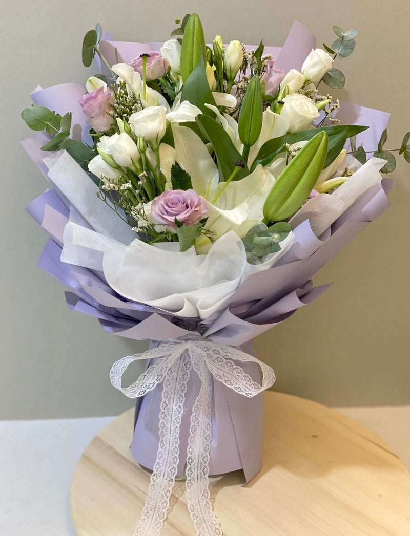 Signature White Lilies Bouquet - Siberia Lily