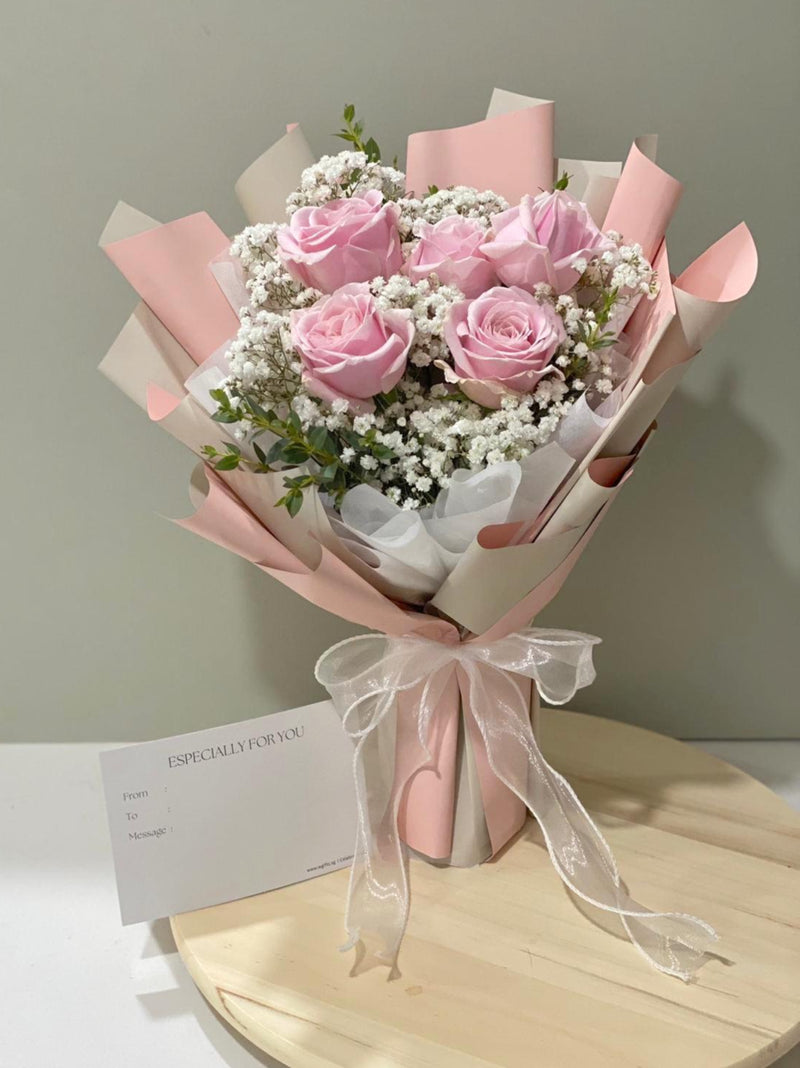 Signature Roses Bouquet - Pink Roses