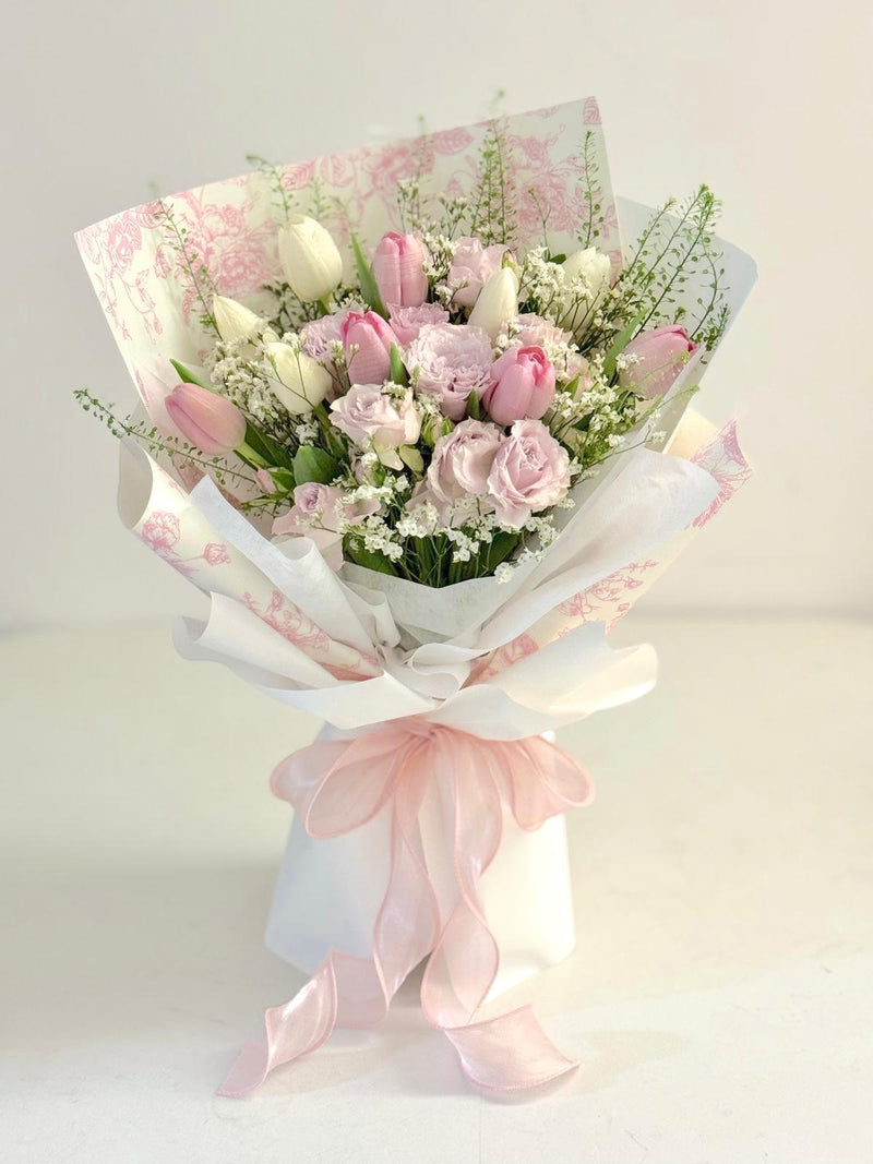 Timeless Tulips Bouquet - Luminous