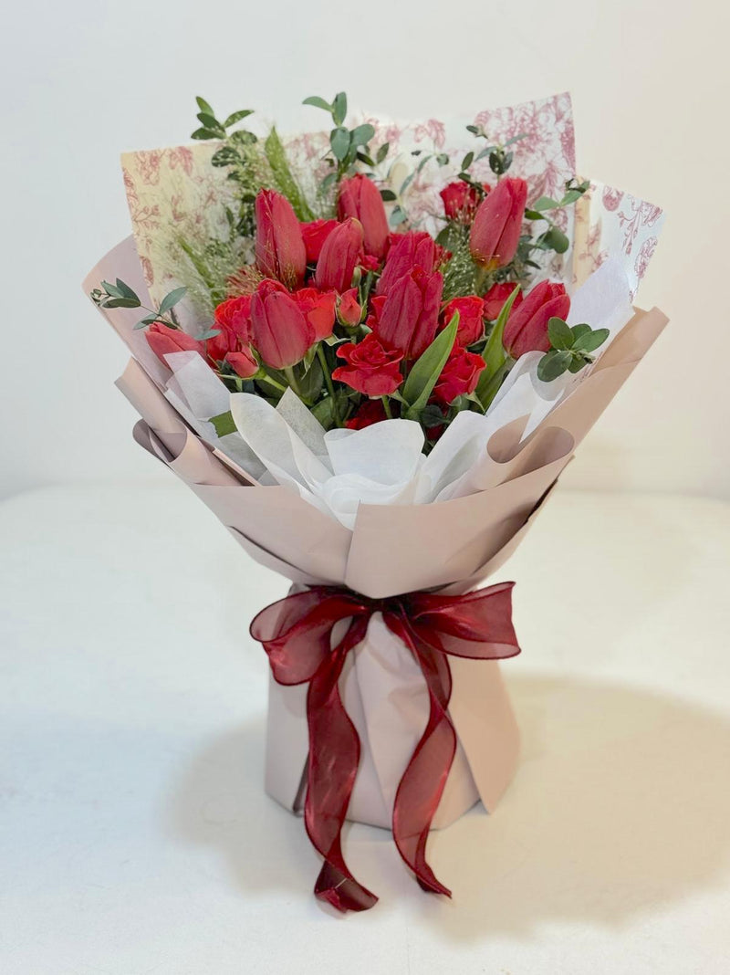 Timeless Tulips Bouquet - Amour