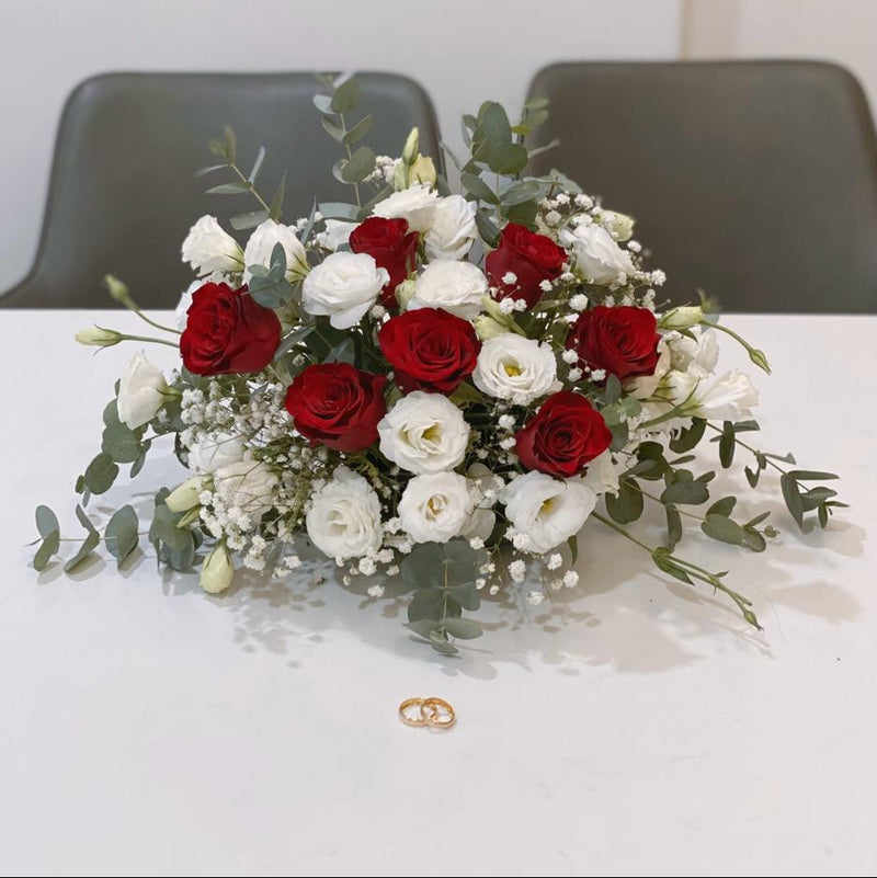 Classic Wedding Flower Centrepieces (Red)